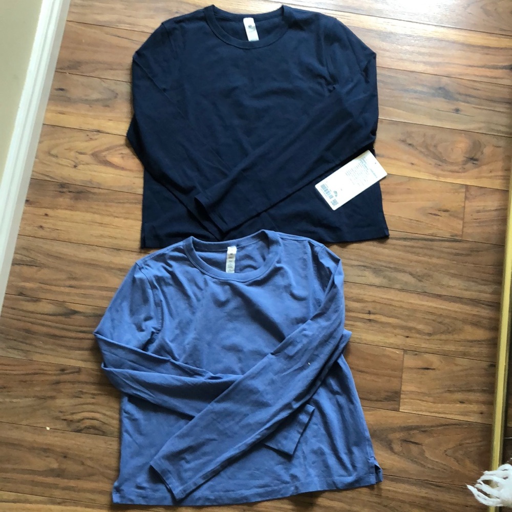 Set of Two Lululemon cotton Long Sleeve Shirts